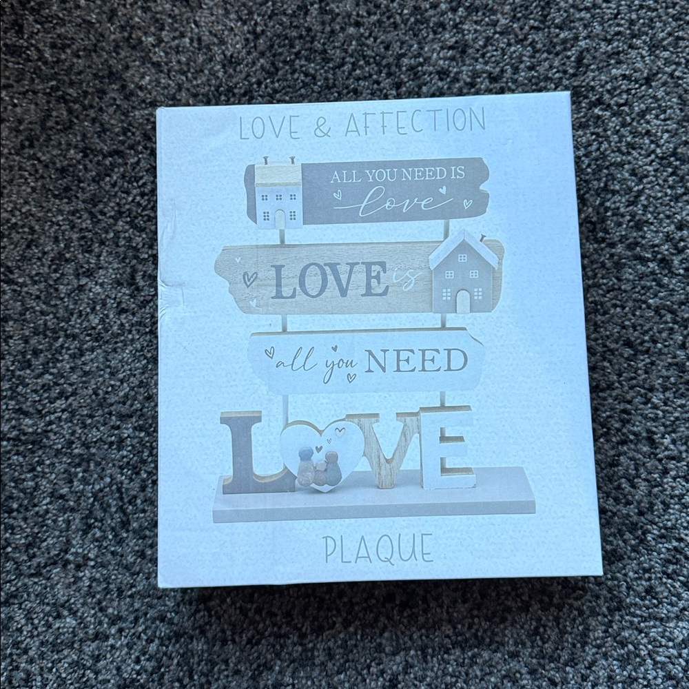 Decorative Love Sign Set - Picture 3 of 3